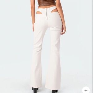 NWT Edikted cutout white Jeans size Large NEVER WORN